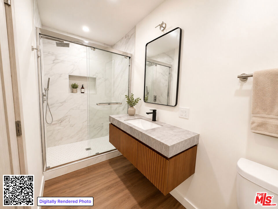 2449 N Beachwood Drive 11 Property Photo 11