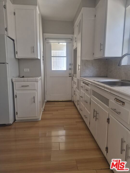 833 16th Street C Property Photo 18