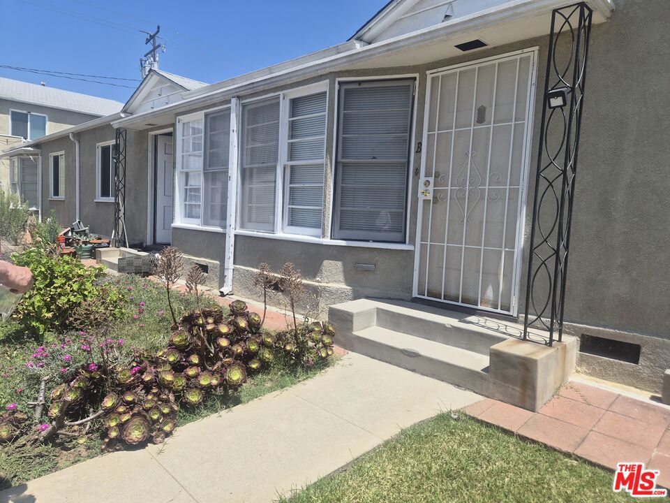 833 16th Street C Property Photo 23