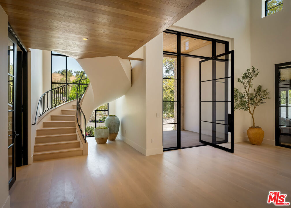 25149 Eldorado Meadow Road Property Photo 8