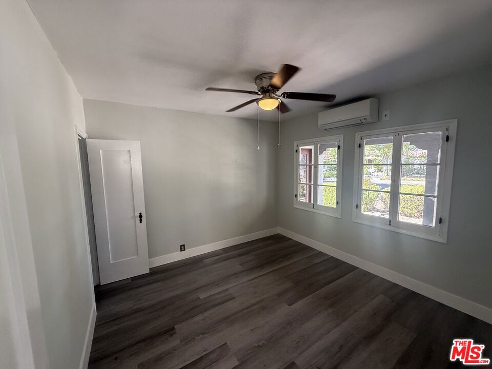 92 S Sunnyslope Avenue Property Photo 8