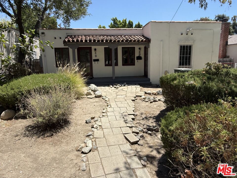 92 S Sunnyslope Avenue Property Photo 10
