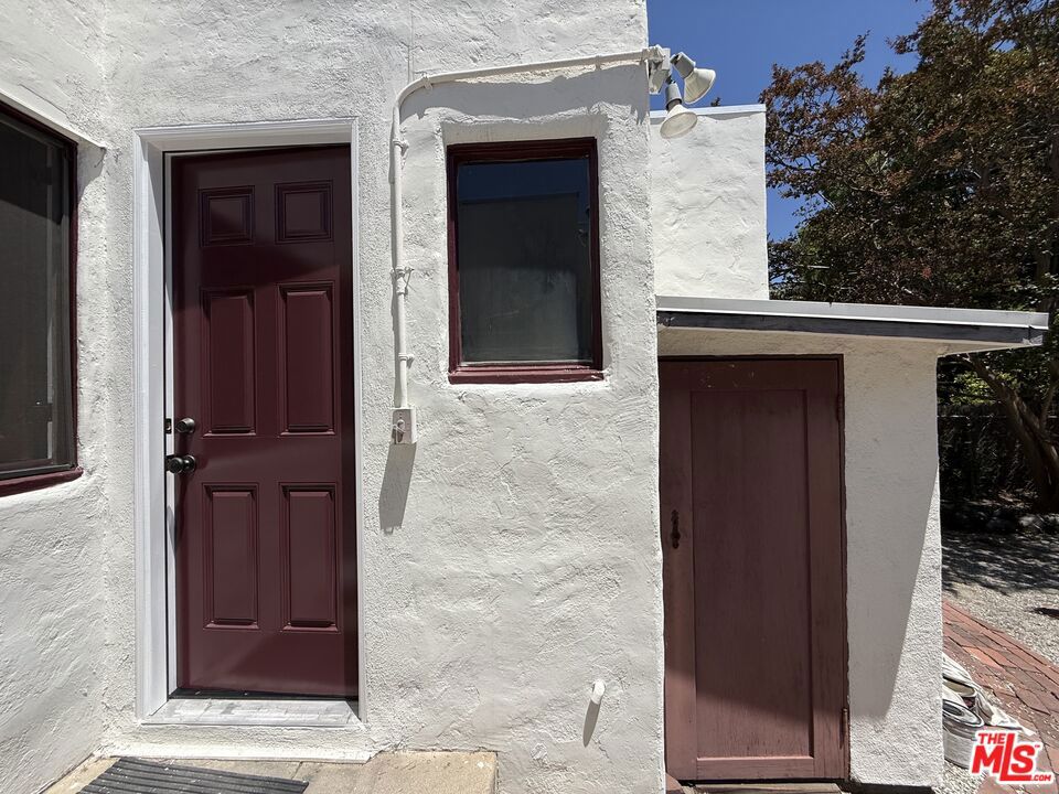 92 S Sunnyslope Avenue Property Photo 24