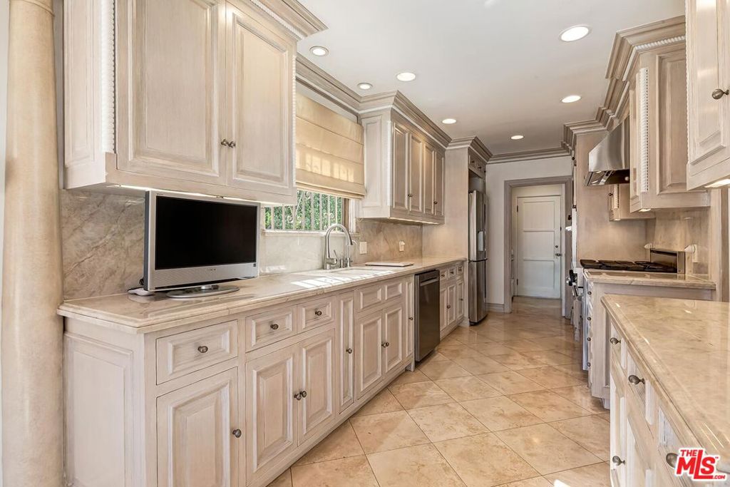 1511 Pandora Avenue Property Photo 16