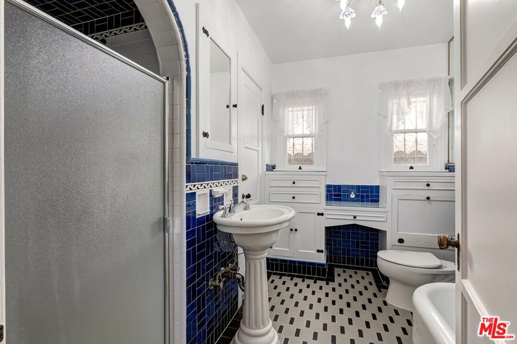 1511 Pandora Avenue Property Photo 24