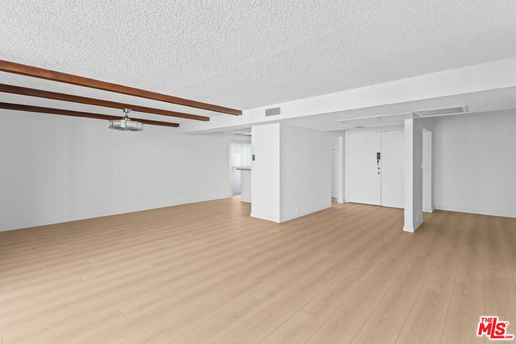 10535 Wilshire Boulevard 603 Property Photo 12
