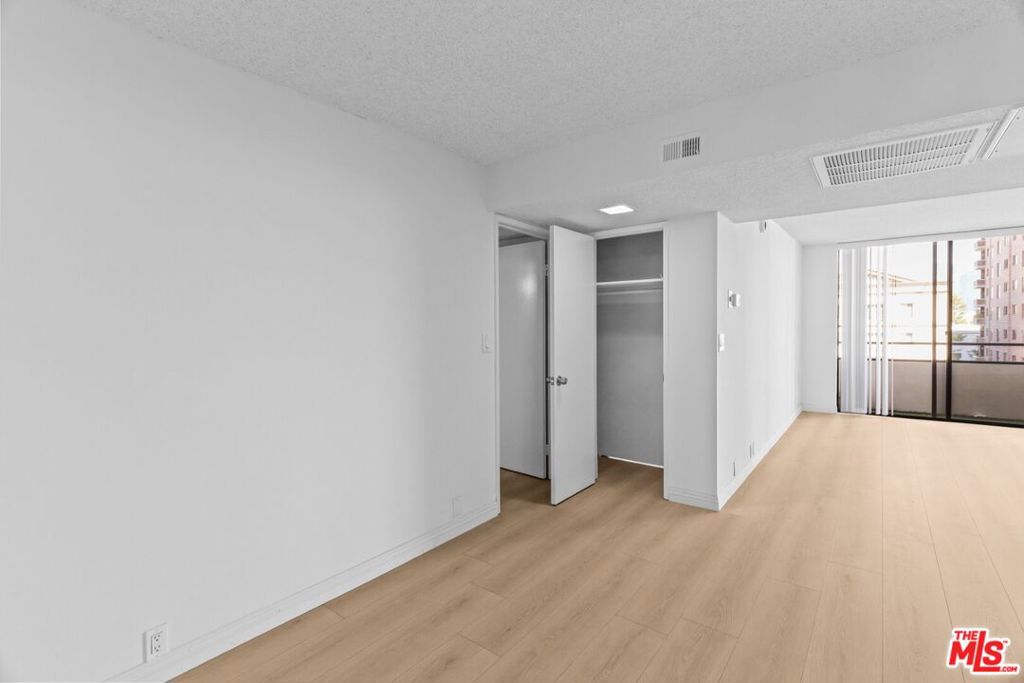 10535 Wilshire Boulevard 603 Property Photo 16