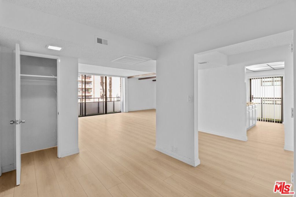 10535 Wilshire Boulevard 603 Property Photo 17