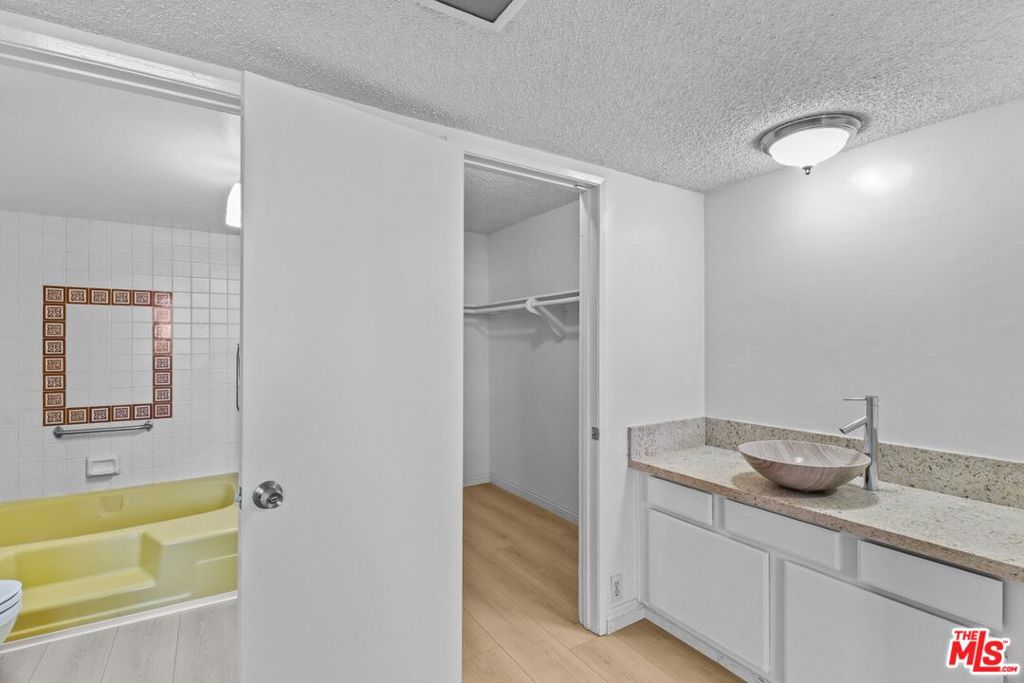 10535 Wilshire Boulevard 603 Property Photo 34