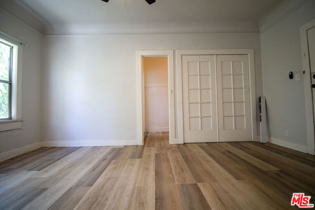 1316 S Mariposa Avenue 208 Property Photo 2