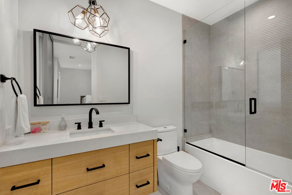 17361 W Amina Place Property Photo 24