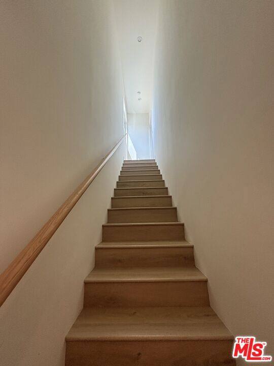 16130 Devonshire Street Property Photo 17
