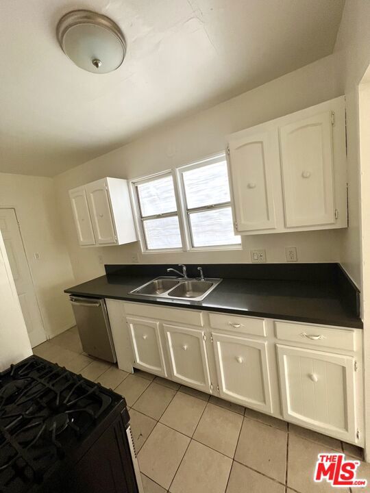 505 Edgewood Street Property Photo 4