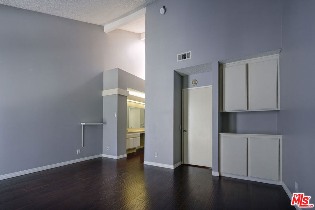 25595 Pine Creek Lane Property Photo 14