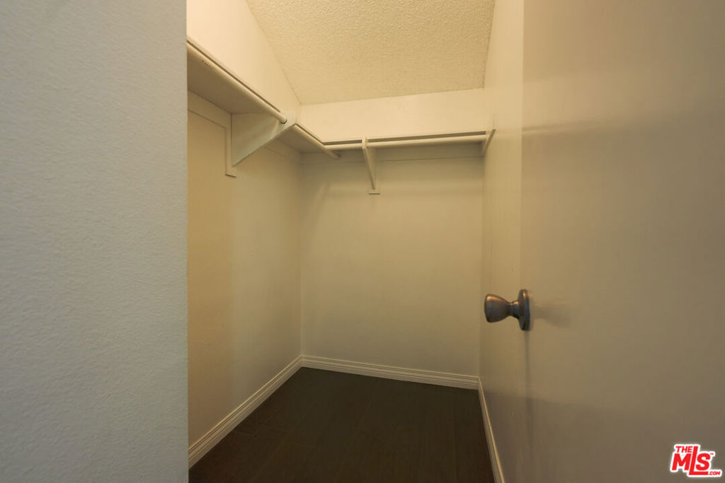 25595 Pine Creek Lane Property Photo 17