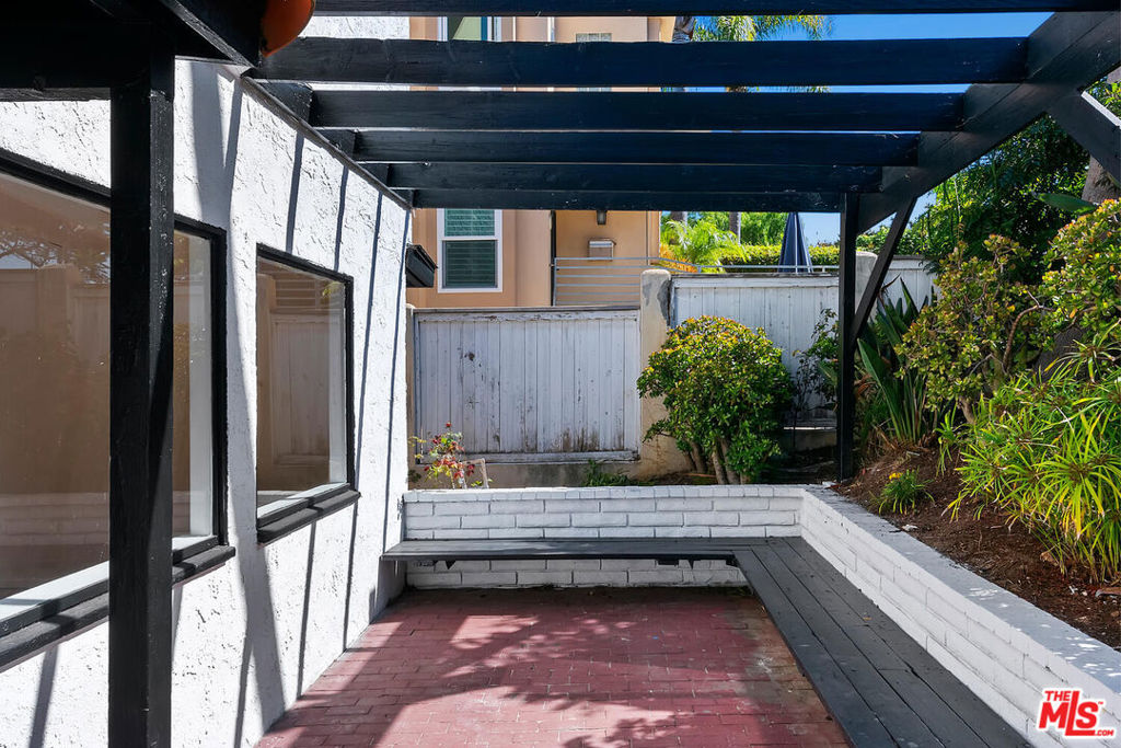 1315 17th Street Property Photo 4
