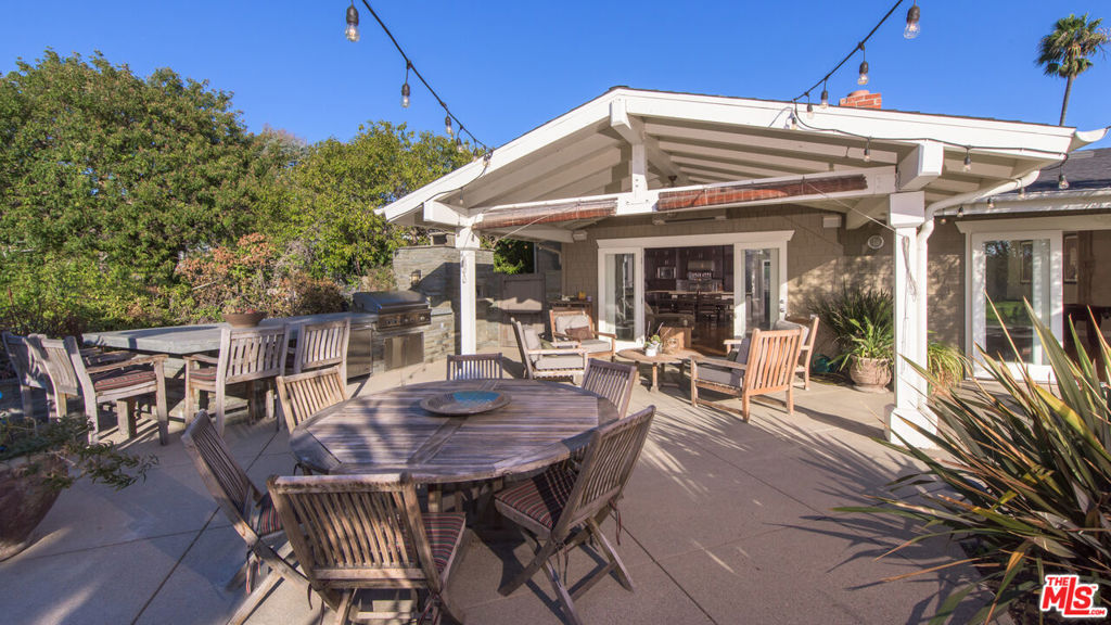 843 Enchanted Way Property Photo 6
