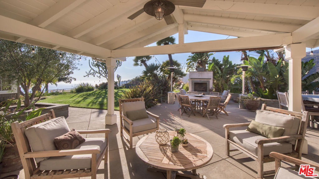 843 Enchanted Way Property Photo 8