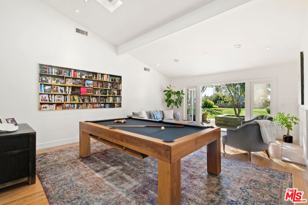 843 Enchanted Way Property Photo 14