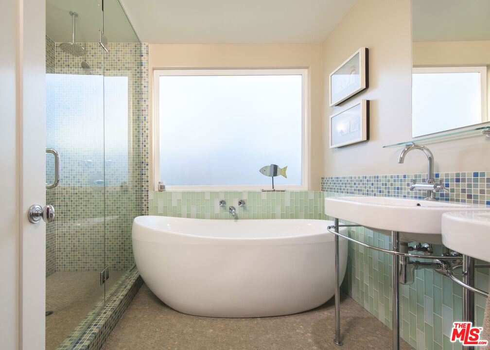 843 Enchanted Way Property Photo 19