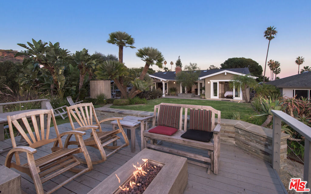 843 Enchanted Way Property Photo 26