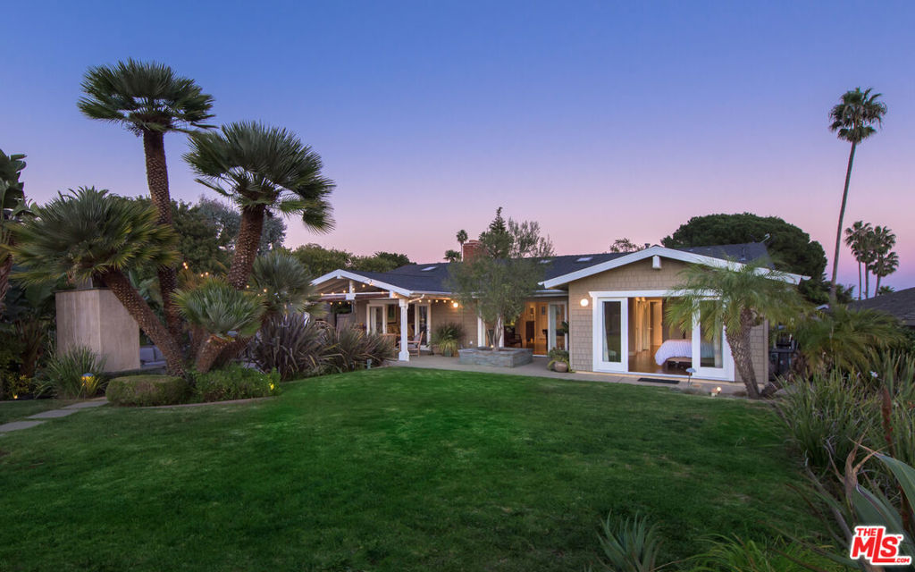 843 Enchanted Way Property Photo 31