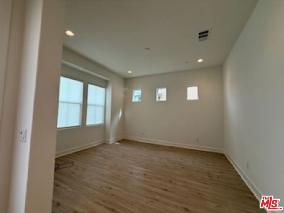 11763 Quailrun Ct. Property Photo 5