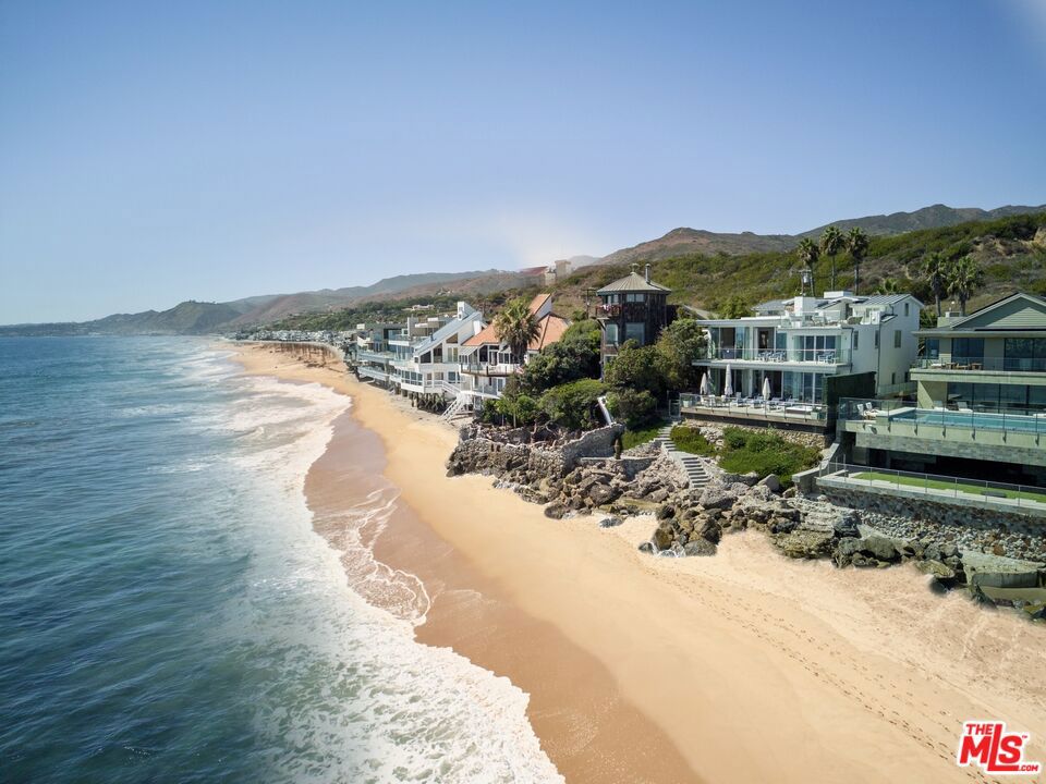 24380 Malibu Road Property Photo 20