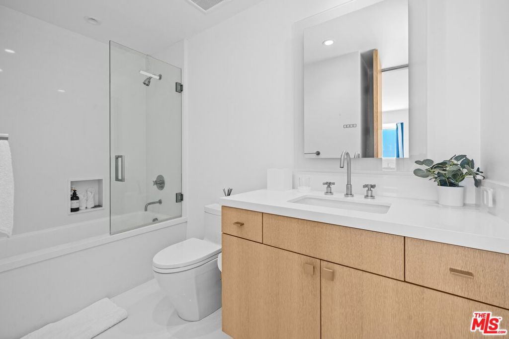 24380 Malibu Road Property Photo 30