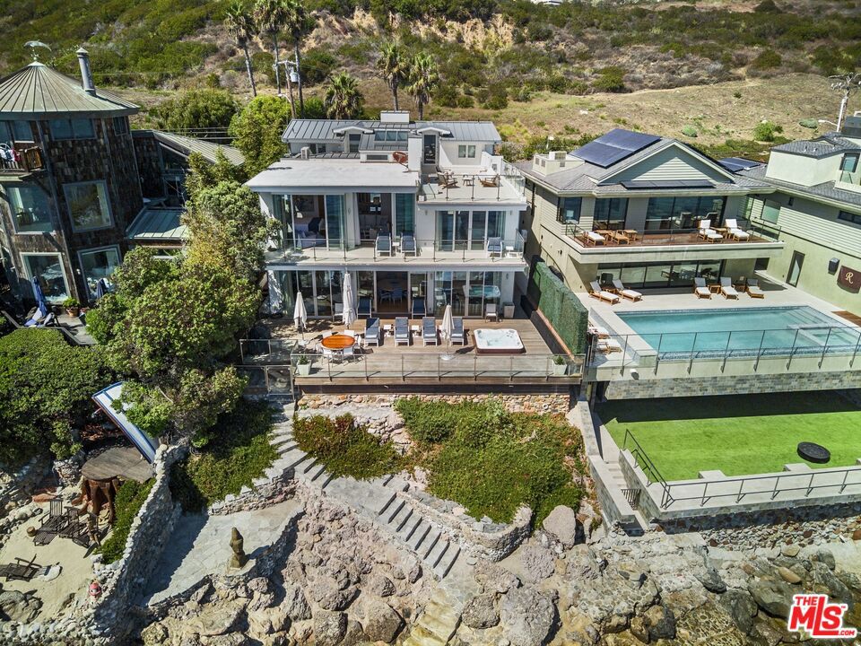 24380 Malibu Road Property Photo 43