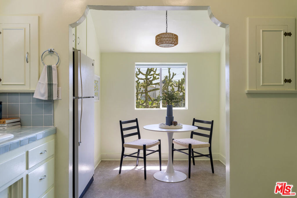 585 N Irving Boulevard Property Photo 21