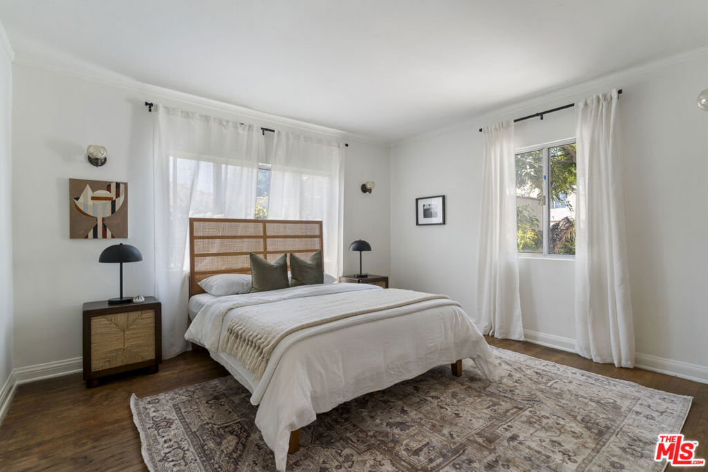 585 N Irving Boulevard Property Photo 34