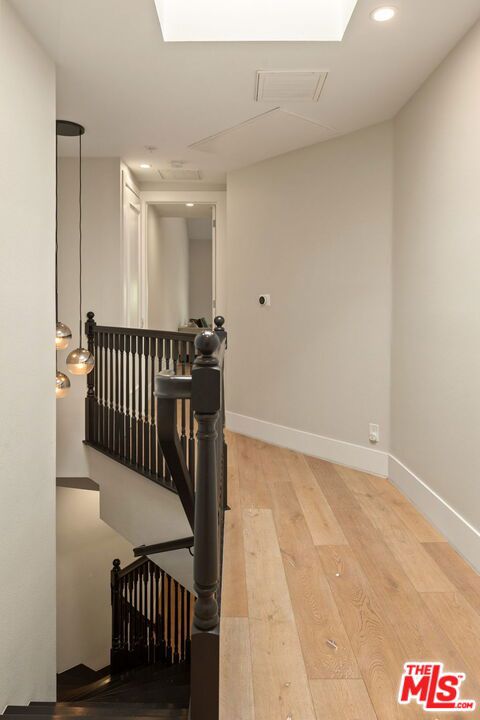 241 S Lasky Drive Property Photo 19
