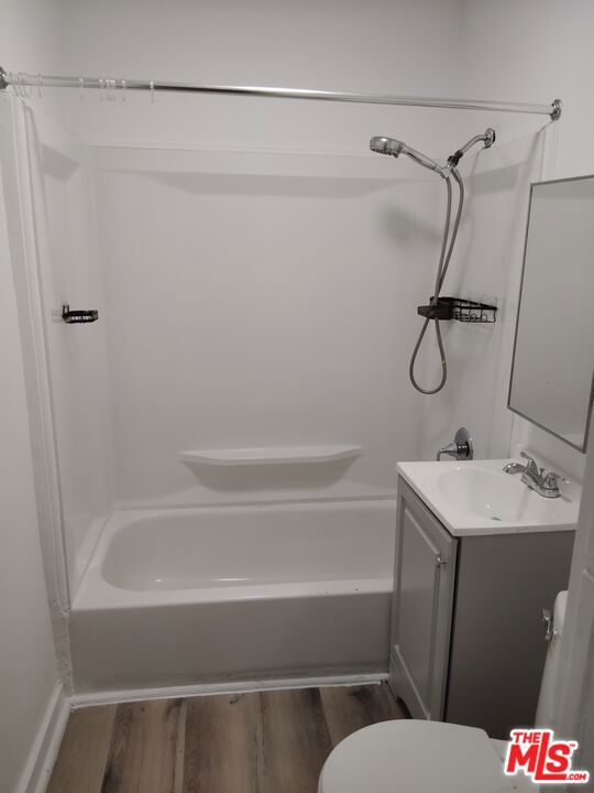 223 E 74th Street Property Photo 8