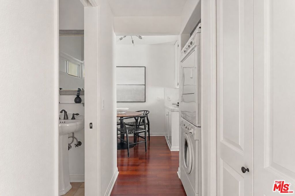 1127 9th Street 103 Property Photo 14