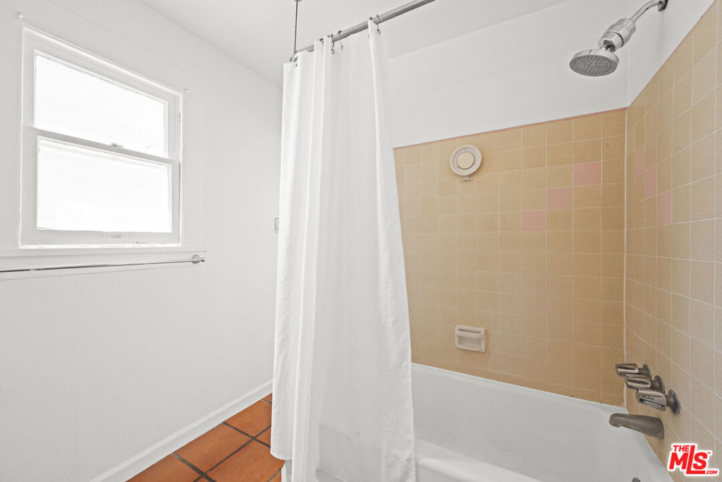 6104 Winans Drive Property Photo 57