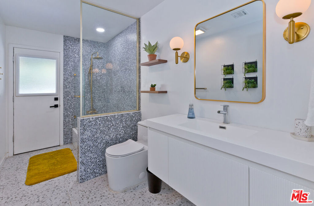 2660 N Farrell Drive Property Photo 45