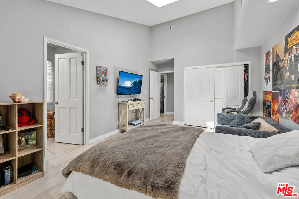 3614 Malibu Country Drive Property Photo 16