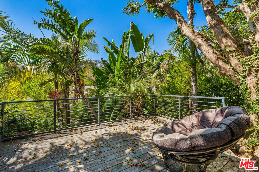 3614 Malibu Country Drive Property Photo 29