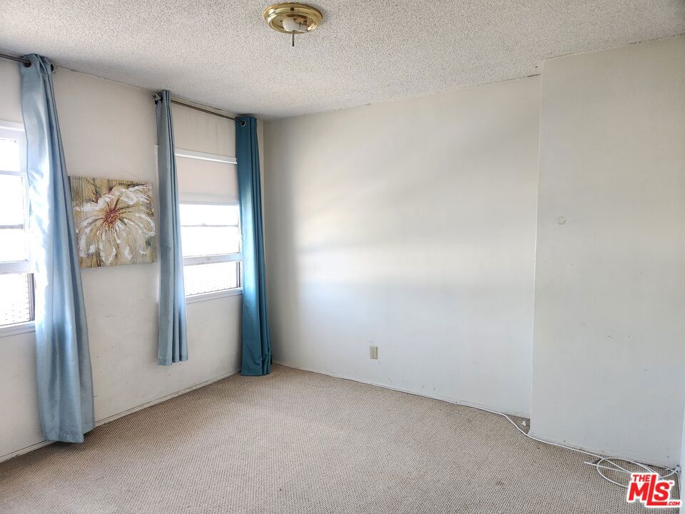 5727 Clemson Street Property Photo 5