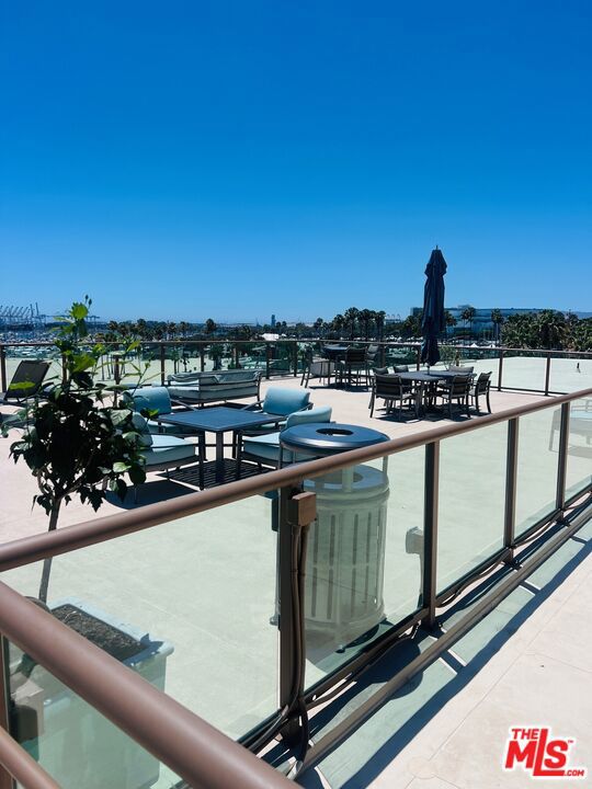 1000 E Ocean Boulevard 104 Property Photo 42