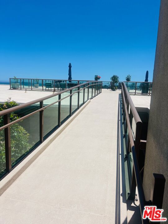 1000 E Ocean Boulevard 104 Property Photo 43