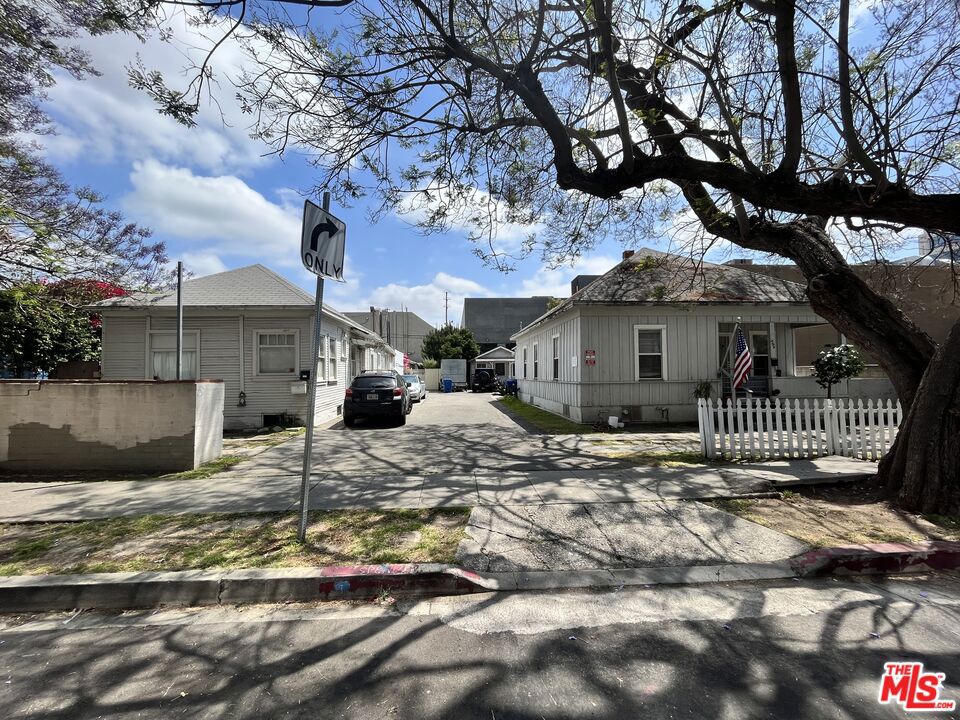 2126 Corinth Avenue Property Photo 7