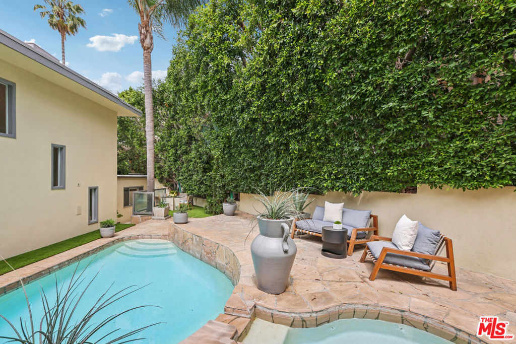 8715 Sunset Plaza Terrace Property Photo 27