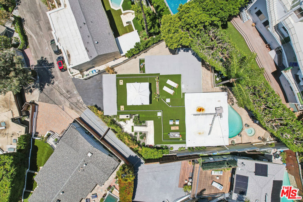 8715 Sunset Plaza Terrace Property Photo 35