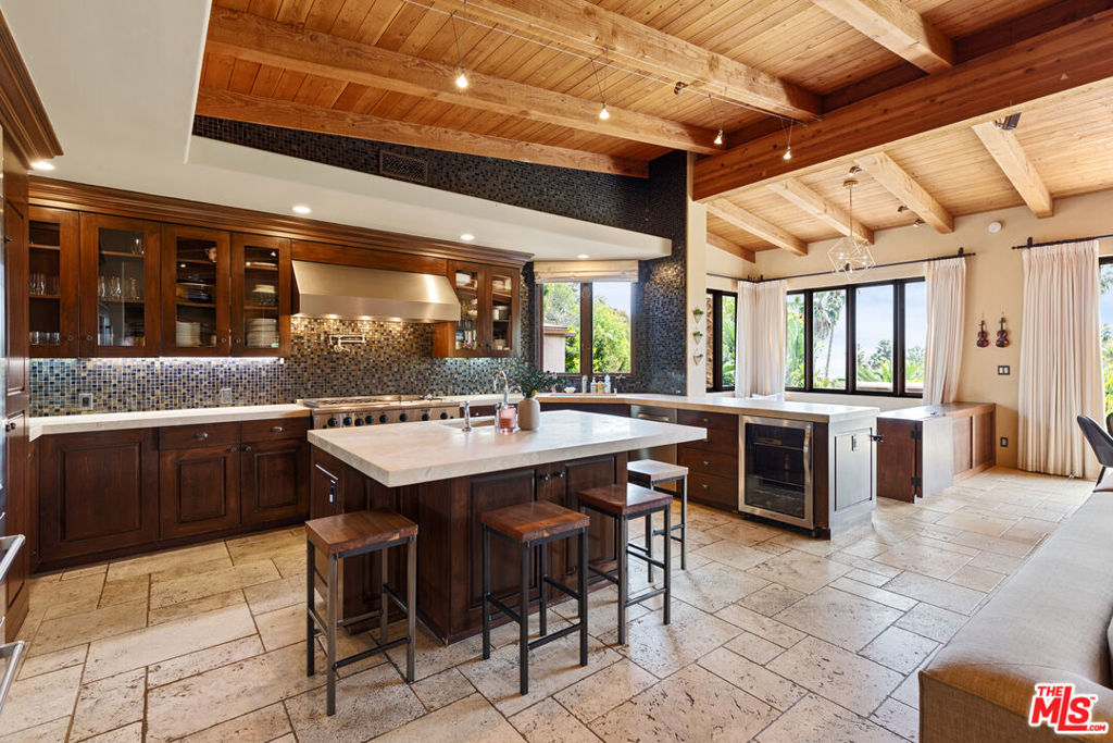 27409 Pacific Coast Highway Property Photo 3
