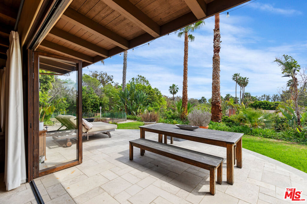 27409 Pacific Coast Highway Property Photo 18
