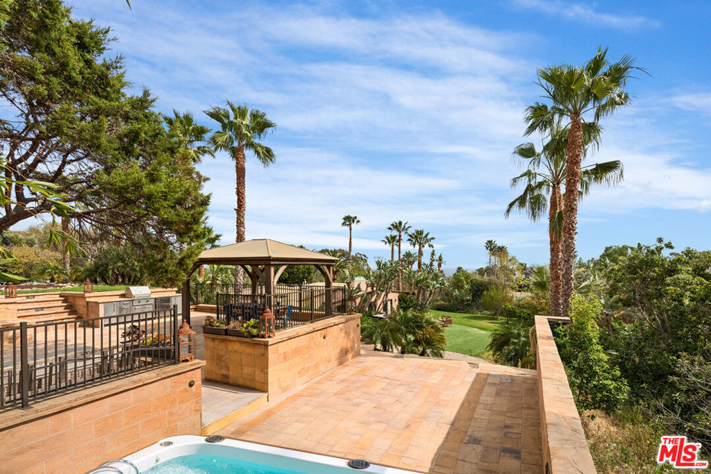 27409 Pacific Coast Highway Property Photo 33