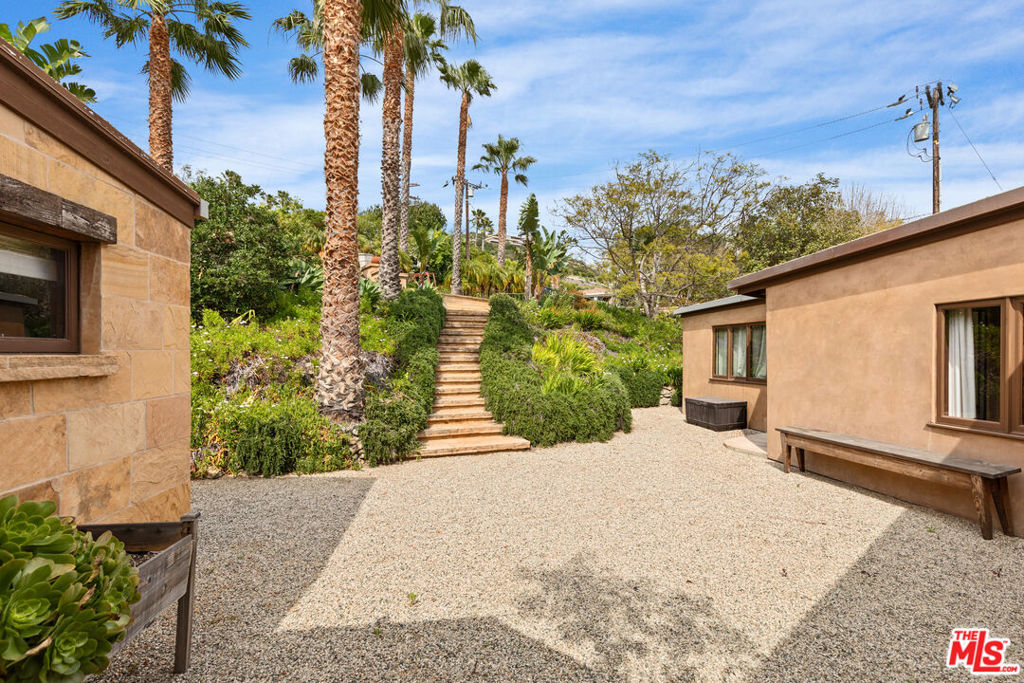 27409 Pacific Coast Highway Property Photo 38