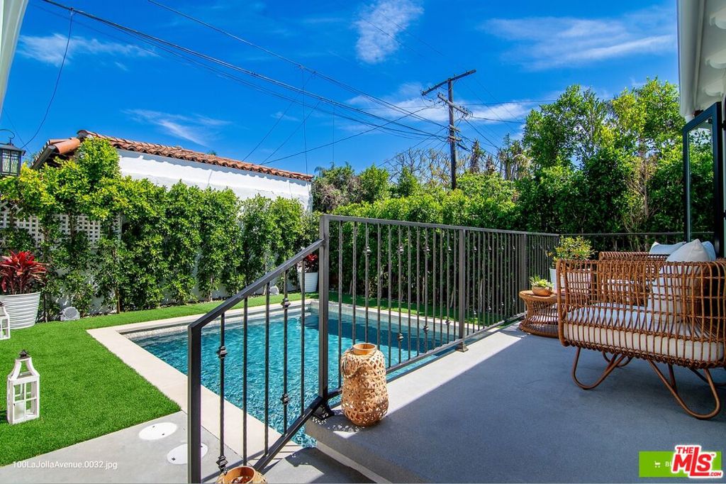 100 S La Jolla Avenue Property Photo 27